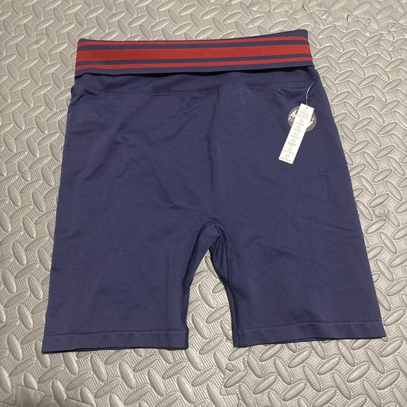 VS Pink Active Women's High Waist Soft Seamless Foldover Bike Shorts Navy Size M - Picture 3 of 3